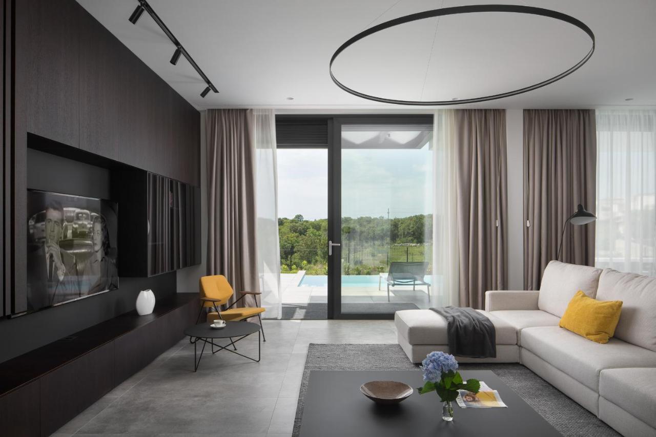 Design Villa Noble With Spa 巴莱 外观 照片